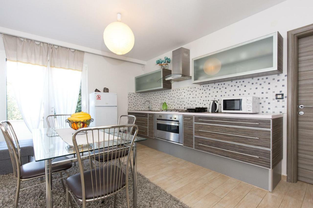Apartments & Rooms Ddd2 Baska  Exterior photo